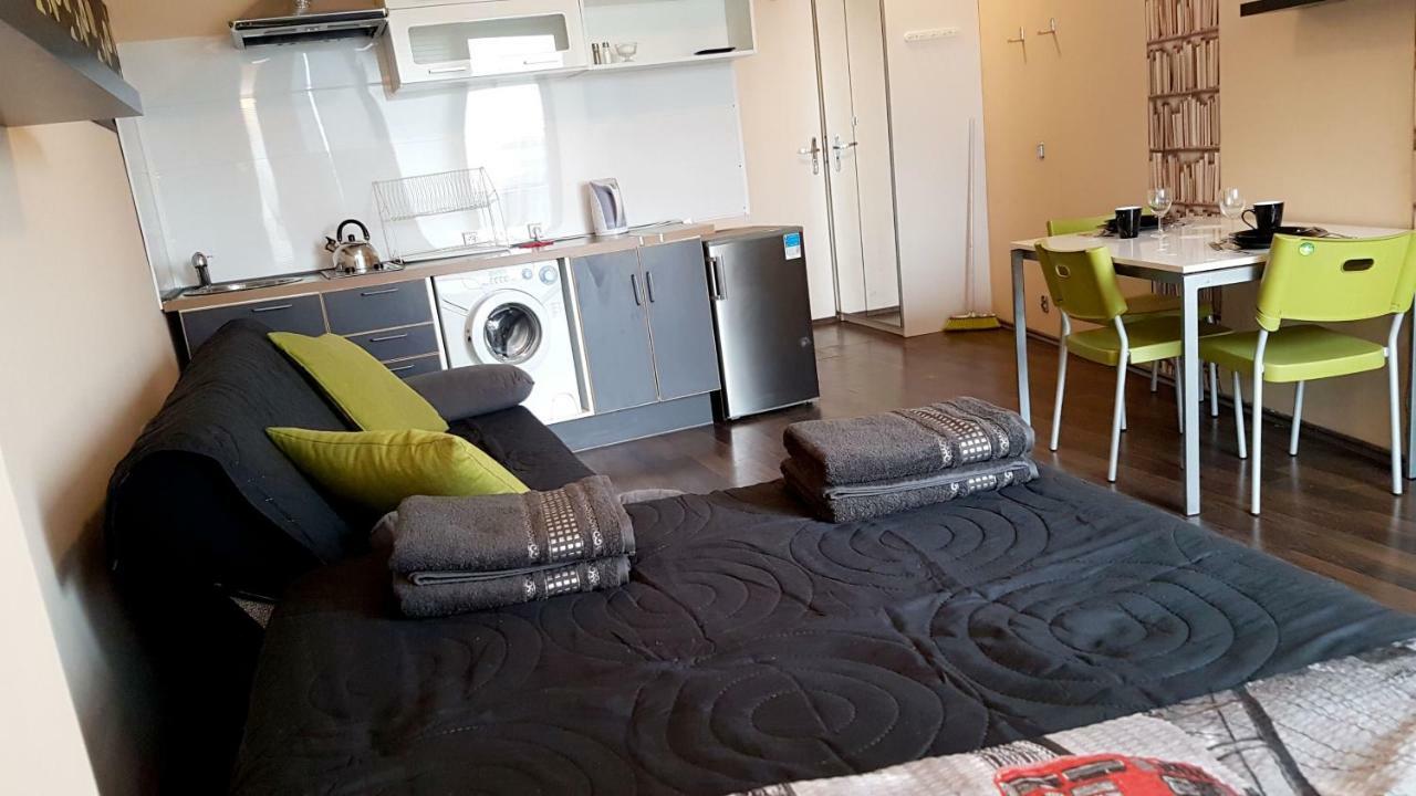 Apartamento Walk Distance To Mokotow Business Park Varsovia Exterior foto