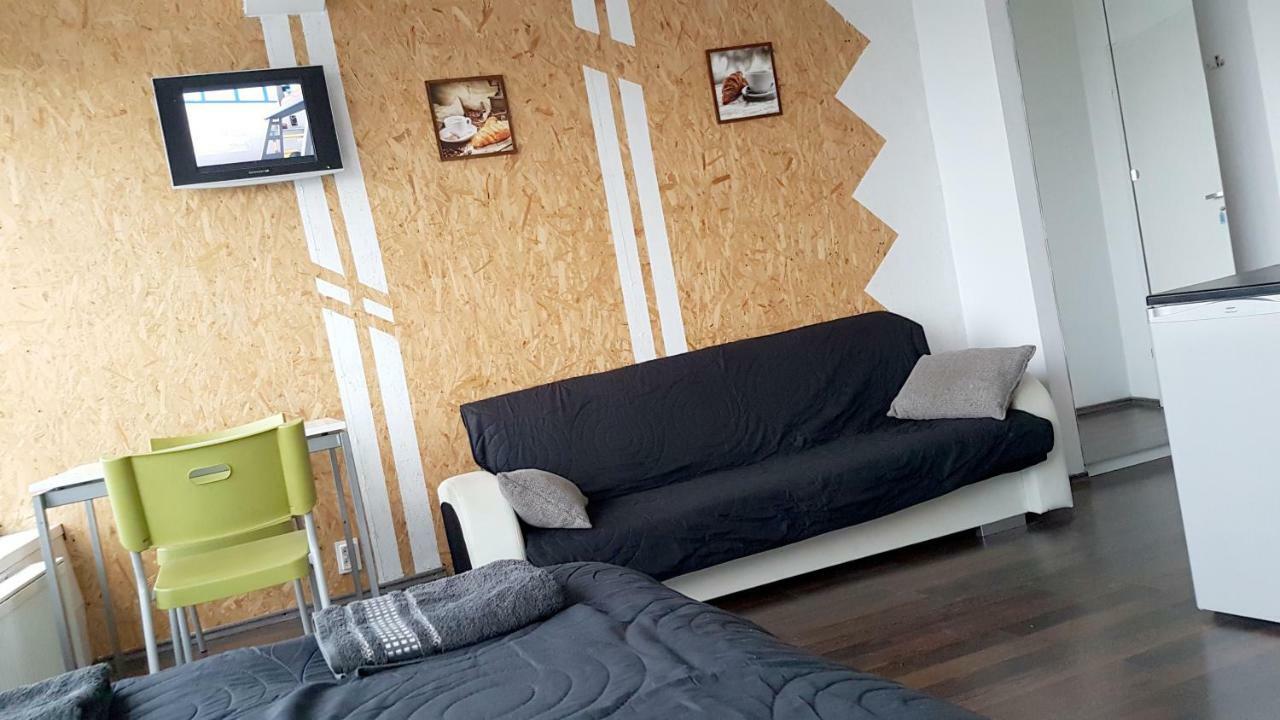 Apartamento Walk Distance To Mokotow Business Park Varsovia Exterior foto