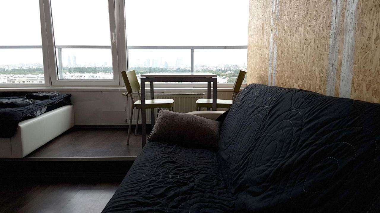 Apartamento Walk Distance To Mokotow Business Park Varsovia Exterior foto