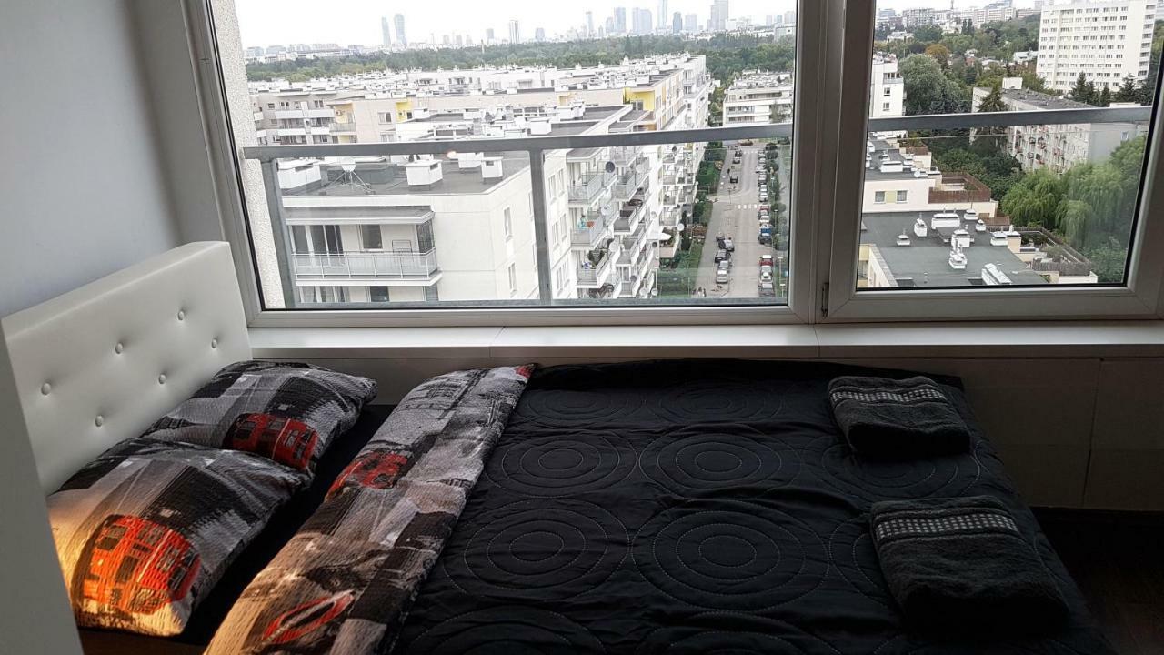 Apartamento Walk Distance To Mokotow Business Park Varsovia Exterior foto