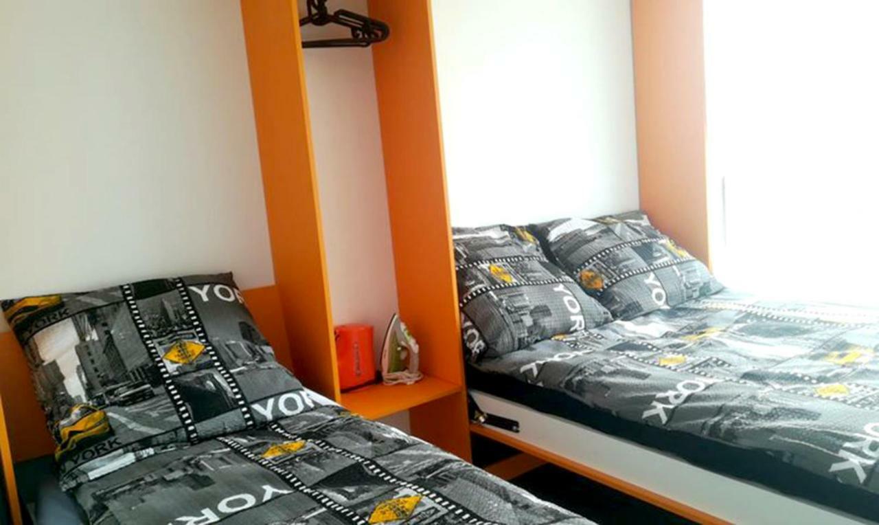 Apartamento Walk Distance To Mokotow Business Park Varsovia Exterior foto