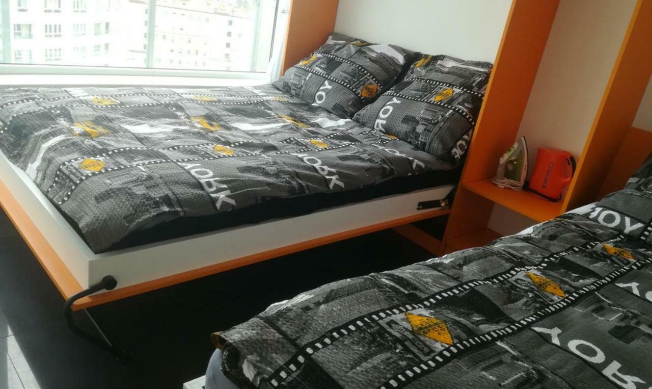 Apartamento Walk Distance To Mokotow Business Park Varsovia Exterior foto