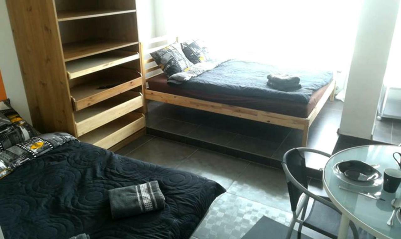 Apartamento Walk Distance To Mokotow Business Park Varsovia Exterior foto