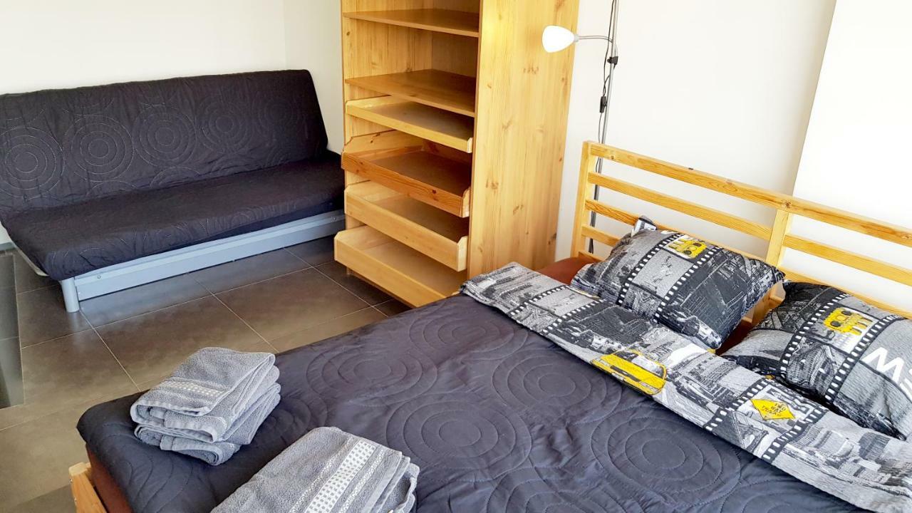 Apartamento Walk Distance To Mokotow Business Park Varsovia Exterior foto