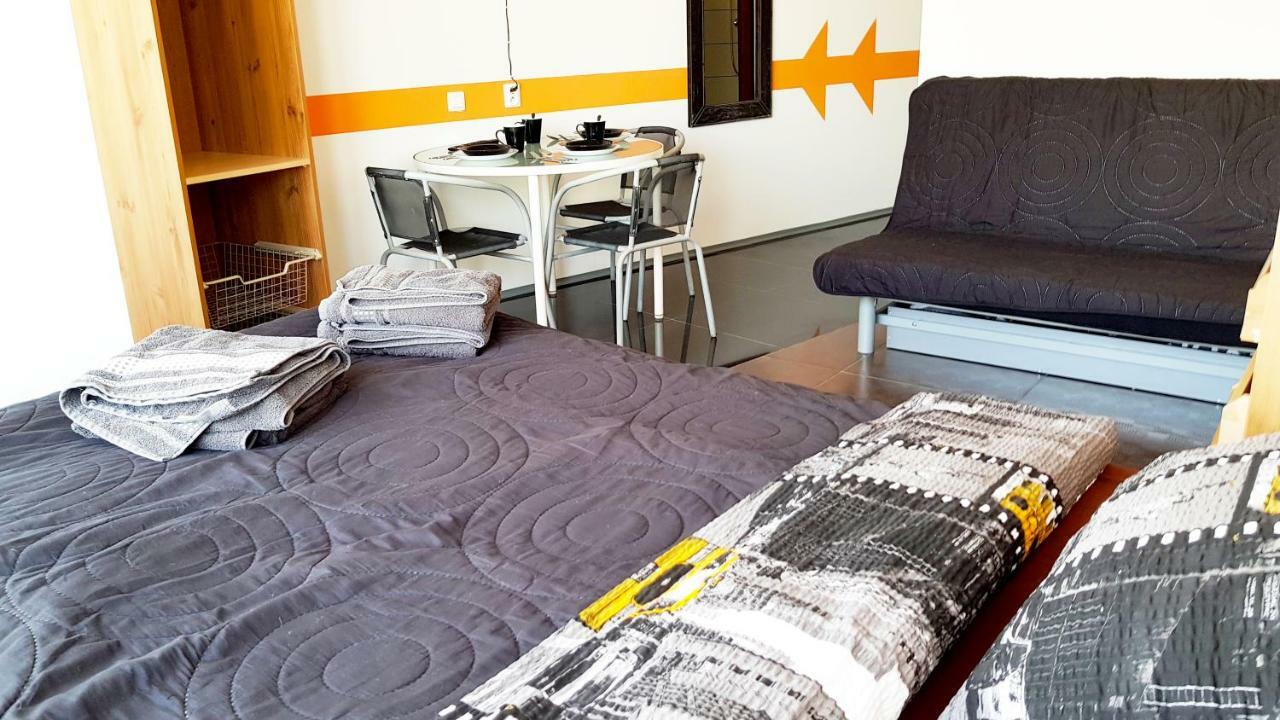Apartamento Walk Distance To Mokotow Business Park Varsovia Exterior foto